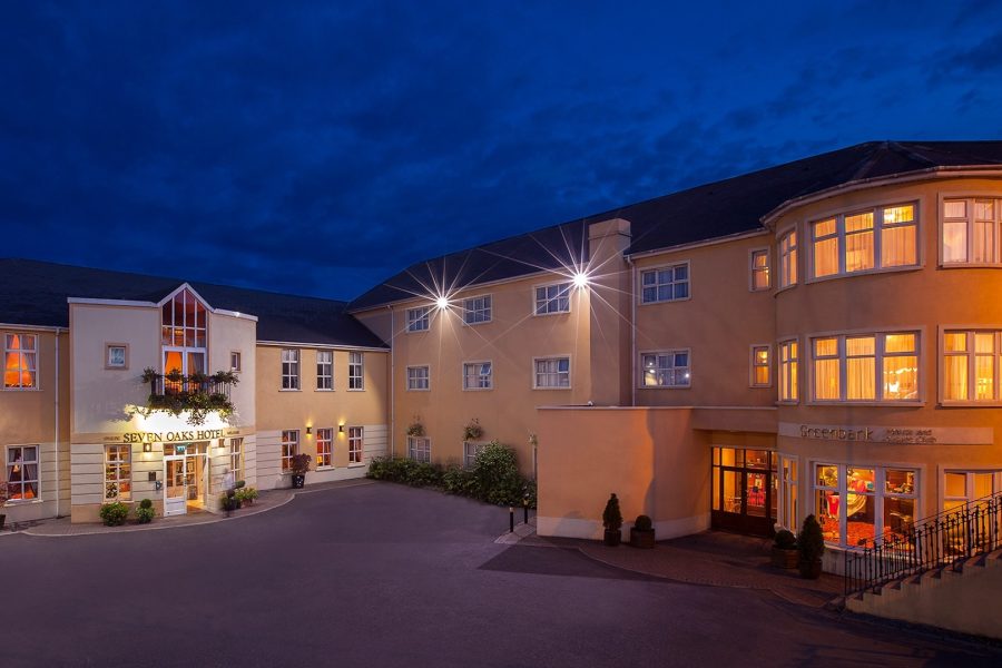Seven Oaks Hotel