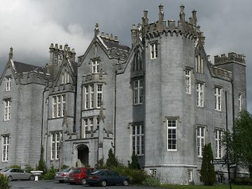Kinnitty Castle Hotel