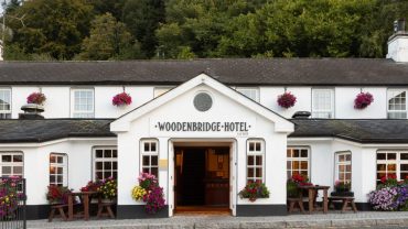 Woodenbridge Hotel & Lodge