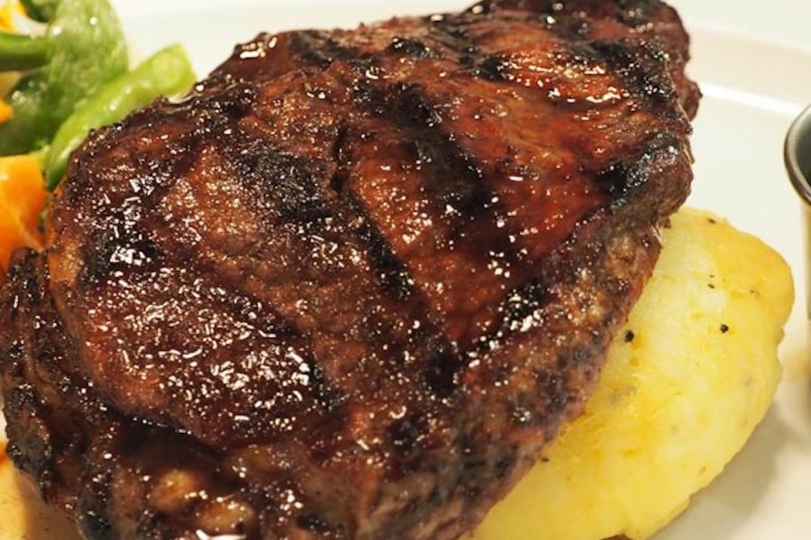 Breathnach’s Steak & Ale House