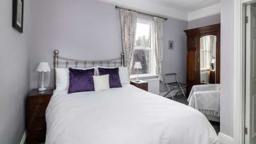 Riverdale House B&B – Deluxe Double Room