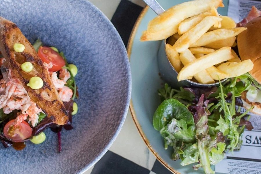 Left Bank Bar & Grill