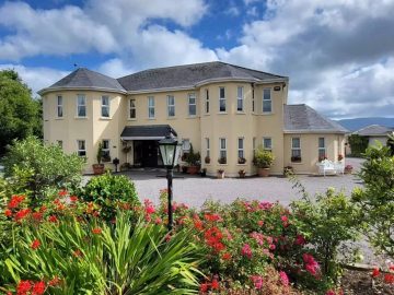 Brook Manor Lodge B&B